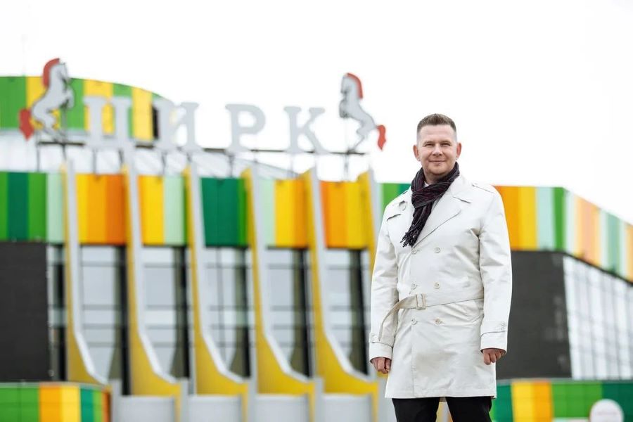 За кулисами успеха: как выпускник ОмГТУ стал директором Омского цирка За кулисами успеха: как выпускник ОмГТУ стал директором Омского цирка