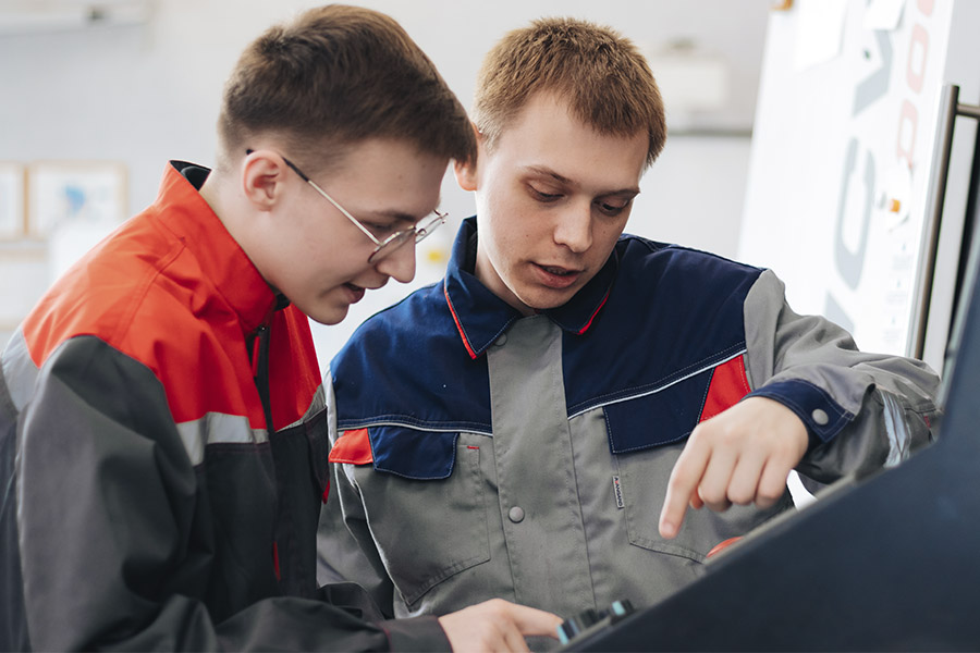 Омский политех выполнил квоту целевого поступления на более чем 80%: свыше 200 абитуриентов вошли в кадровый резерв предприятий Омский политех выполнил квоту целевого поступления на более чем 80%: свыше 200 абитуриентов вошли в кадровый резерв предприятий