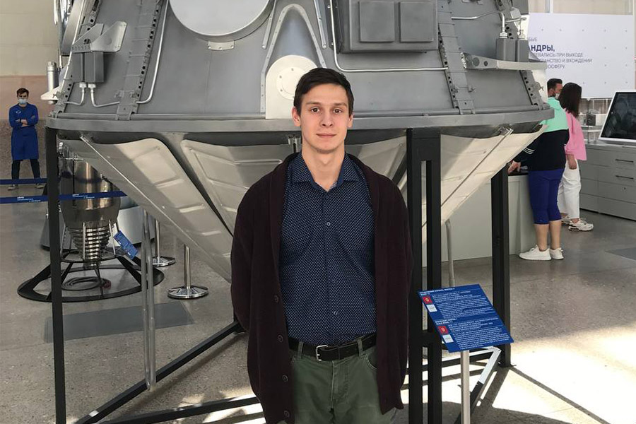Покорим космическое пространство: выпускник ОмГТУ создает корабль будущего Покорим космическое пространство: выпускник ОмГТУ создает корабль будущего